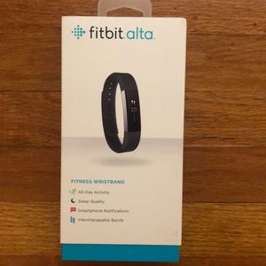 Only worn once! In excellent condition :)